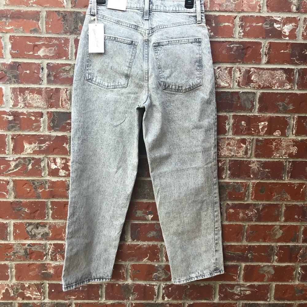 NWT! Universal Thread Jeans - Picture 2 of 4
